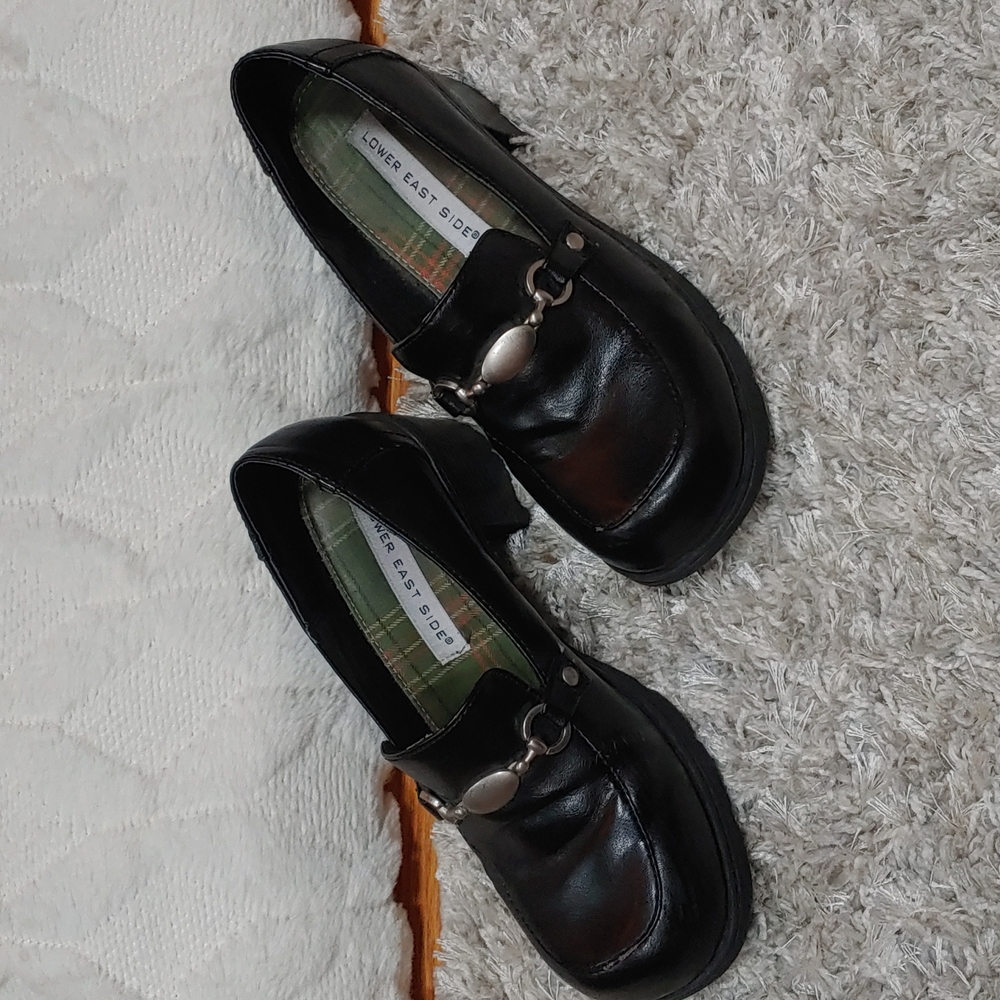 Lower East Side size 6.5 platform heel loafers